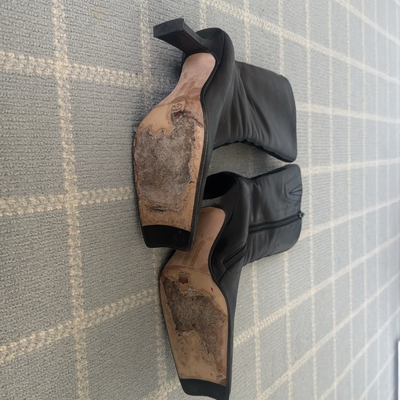 Missta Booties - Picture 4 of 4